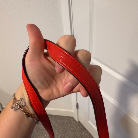 Michael Michael Kors Julia Medium Leather Messenger - Red - Picture 9 of 14